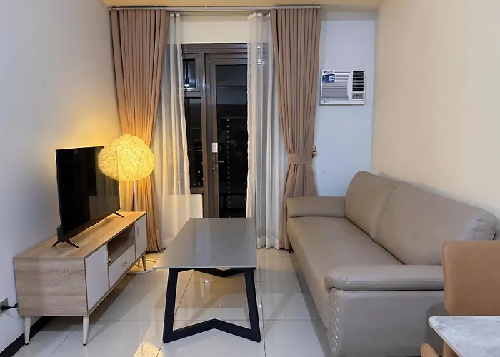 Hotel Avelon